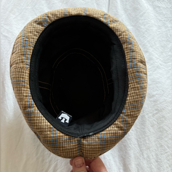 Goorin brothers plaid hat. Like new, one size - Picture 3 of 5